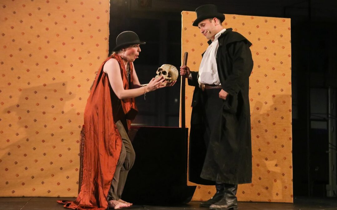 RASSEGNA ARMITOTEATRO/STRADANUOVA – Fools for Shakespeare di e con Beatrice Marzorati e Davide Scaccianoce – Sabato 12 Aprile 2025 ore 19.30