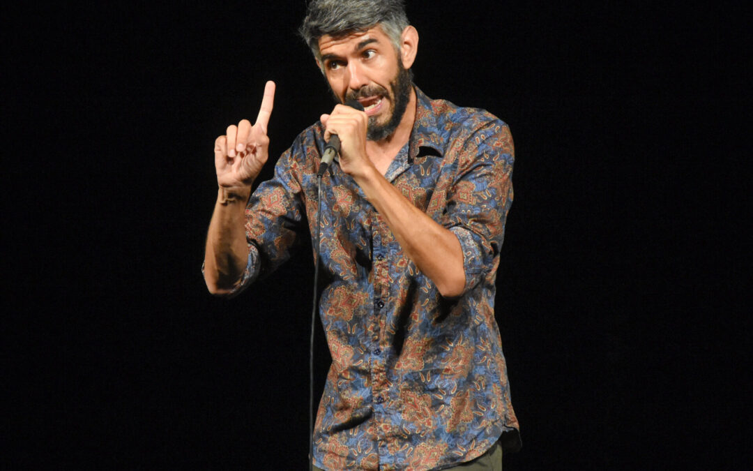 RASSEGNA ARMITOTEATRO/STRADANUOVA – STAND UP POETRY di e con Lorenzo Maragoni – Sabato 15 Marzo 2025 ore 19.30